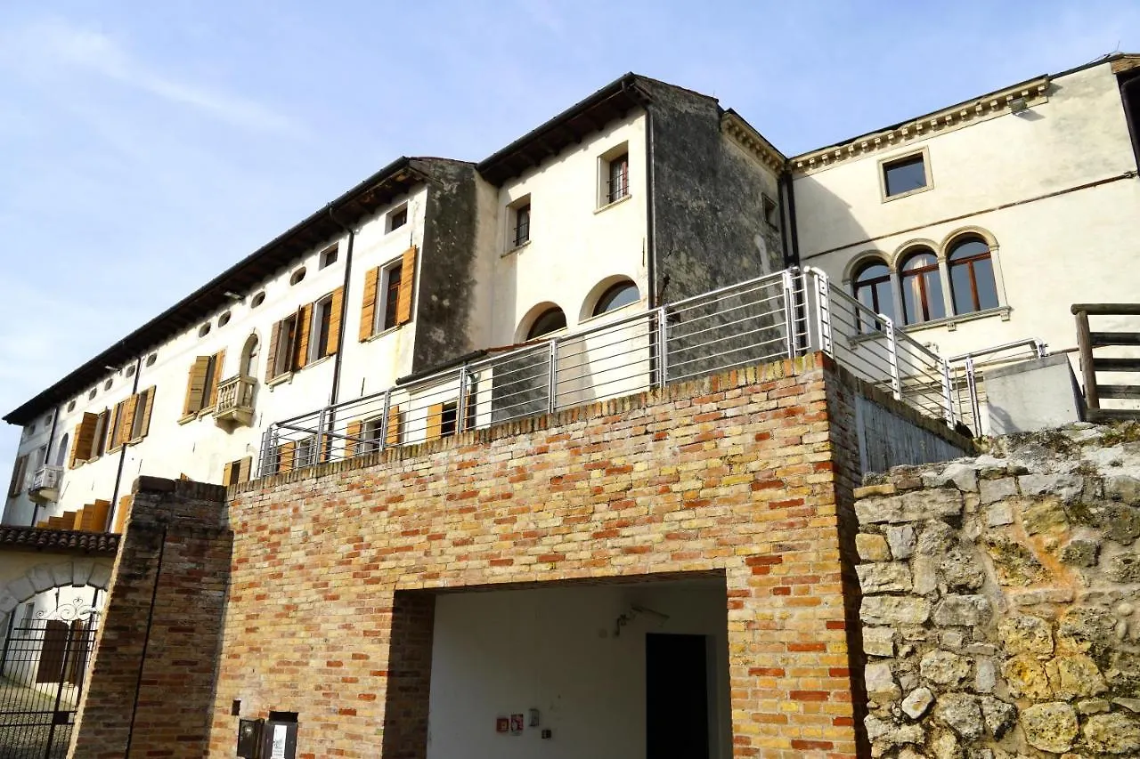 Hotel Campus San Francesco Conegliano 0*,  Italia