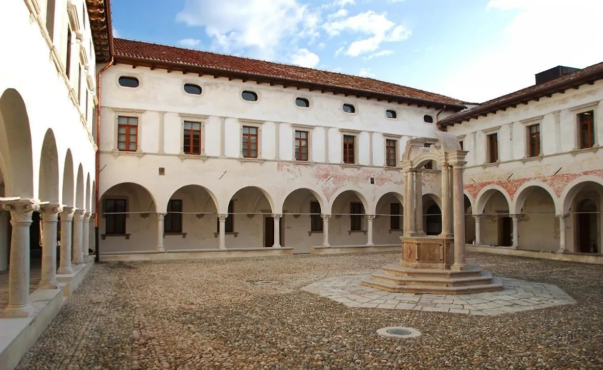 Hotel Campus San Francesco Conegliano 0*,  Italia